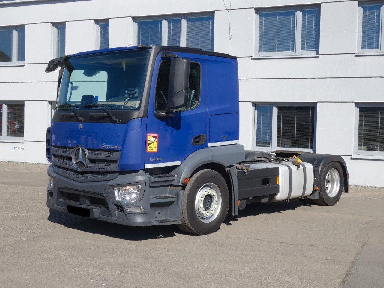 Mercedes-Benz Actros 1843 LSNRL LD, Retarder, Navi, 9 Stk. - Tractor unit: picture 2 Mercedes-Benz Actros 1843 LSNRL LD, Retarder, Navi, 9 Stk. - Tractor unit: picture 2