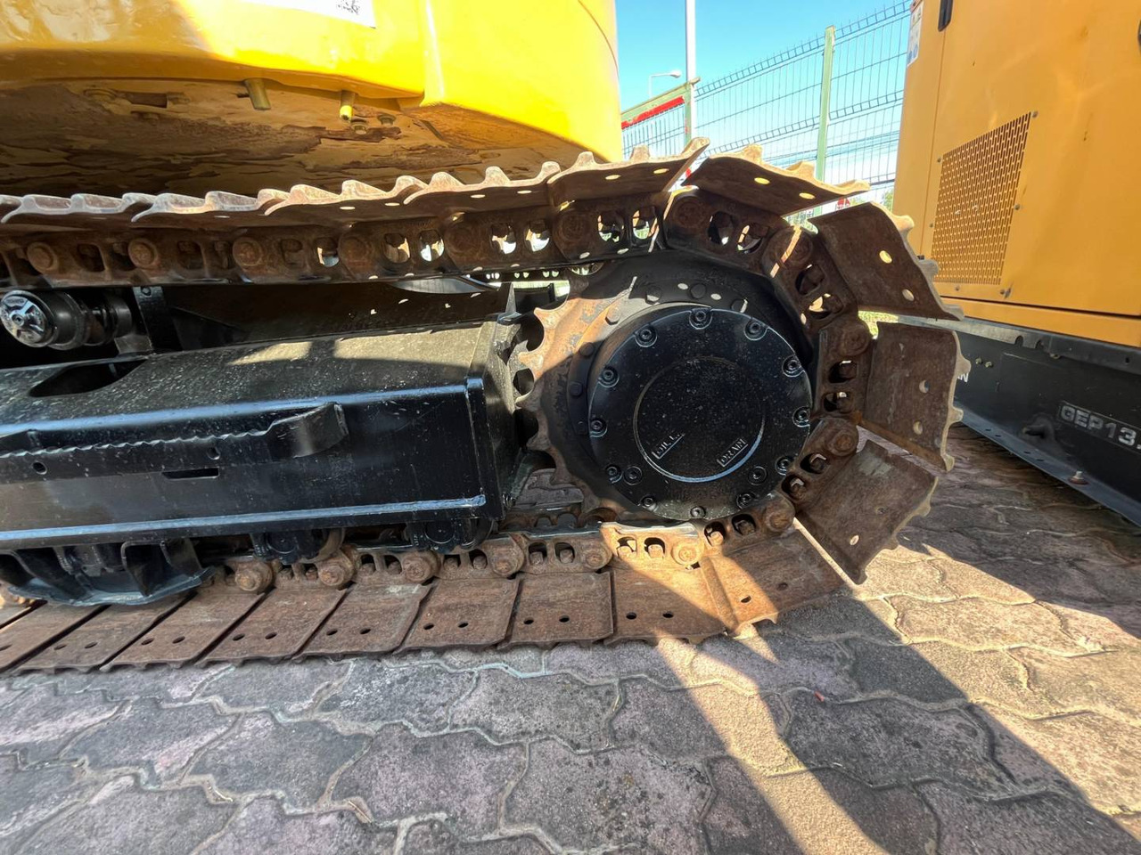 Crawler excavator CAT 315FLCR: picture 8