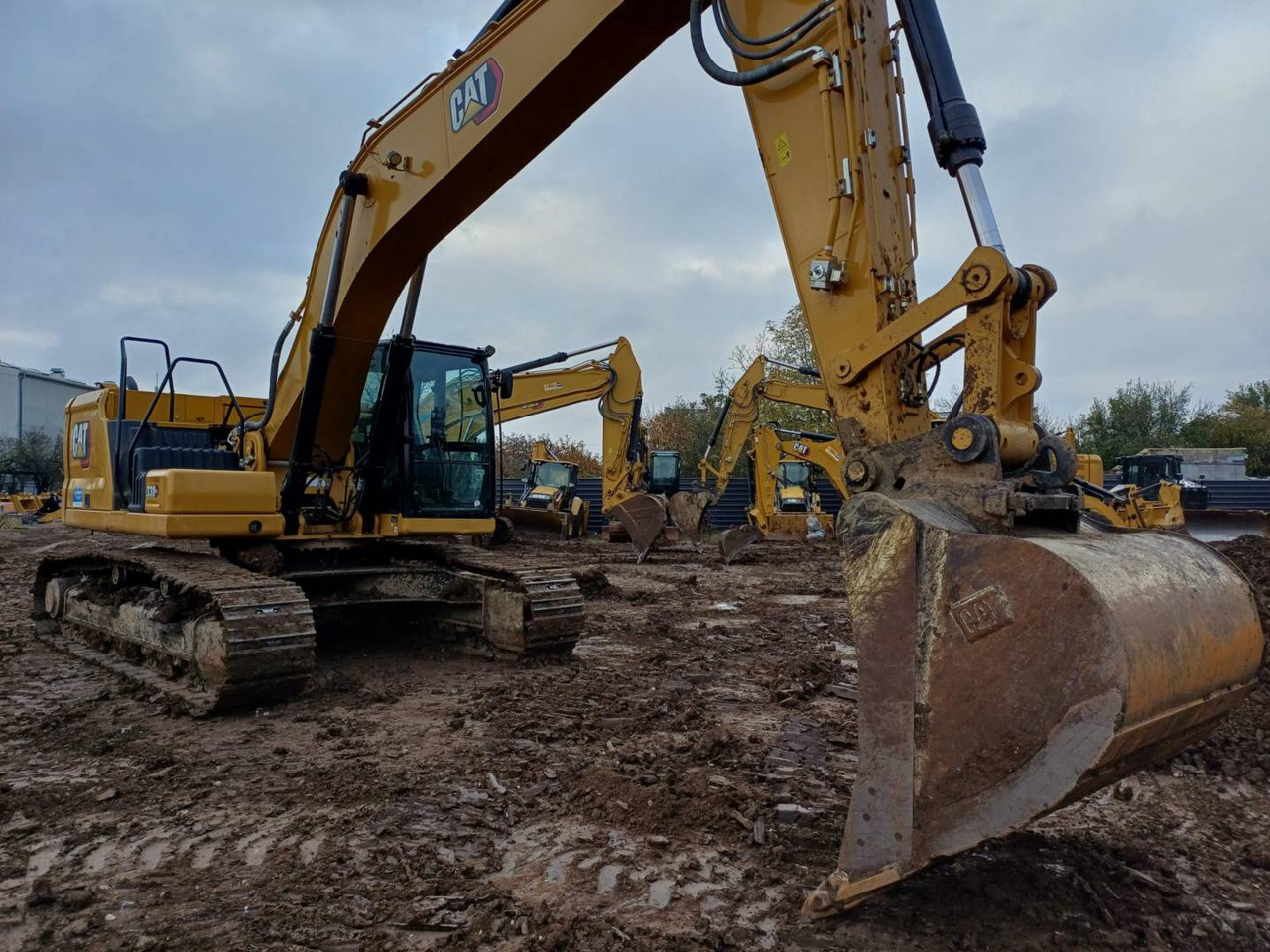 CAT 330-07GC - Crawler excavator: picture 2 CAT 330-07GC - Crawler excavator: picture 2