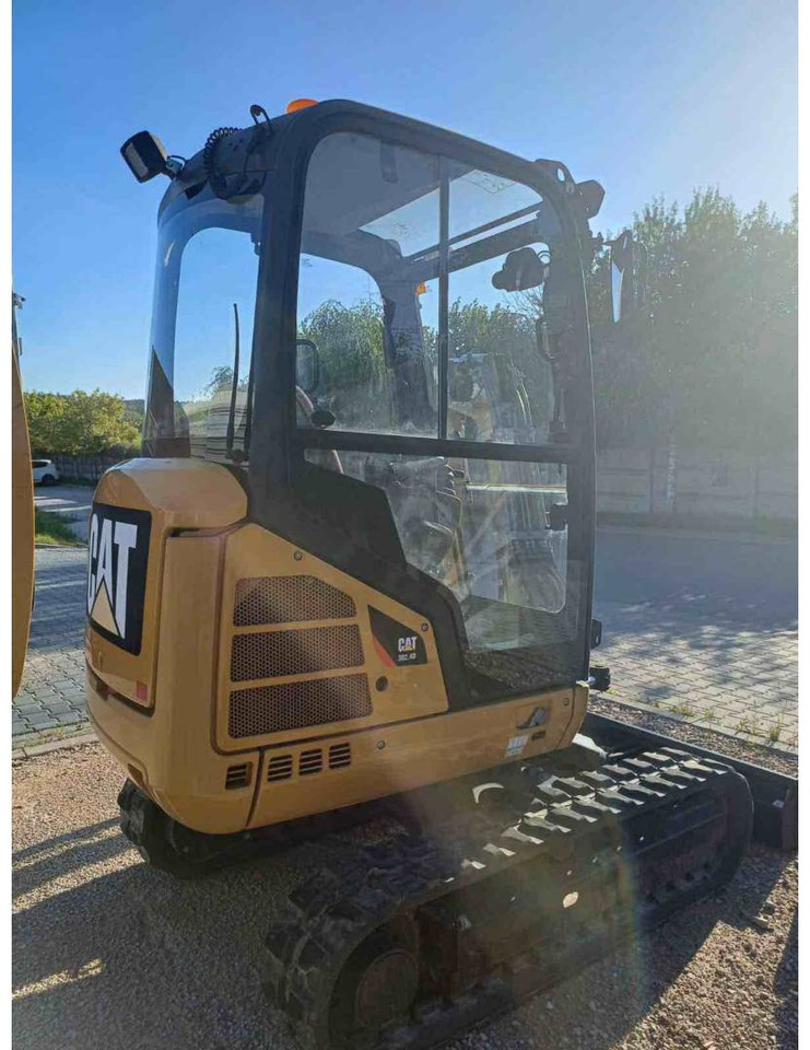 CAT 302.4D - Crawler excavator: picture 2 CAT 302.4D - Crawler excavator: picture 2