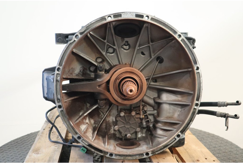 MAN 12+2GZ 2700DD 81.32004-6415 - Gearbox for Truck: picture 2 MAN 12+2GZ 2700DD 81.32004-6415 - Gearbox for Truck: picture 2