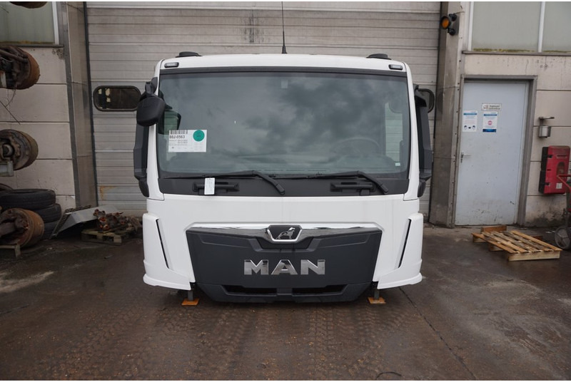 Cab and interior for Truck MAN TG3 EURO6 NN CABINE NEW: picture 1