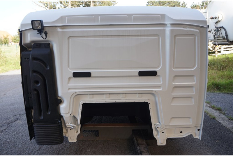 MAN TG3 NN NEW 81.60000-5120 - Cab and interior for Truck: picture 4 MAN TG3 NN NEW 81.60000-5120 - Cab and interior for Truck: picture 4