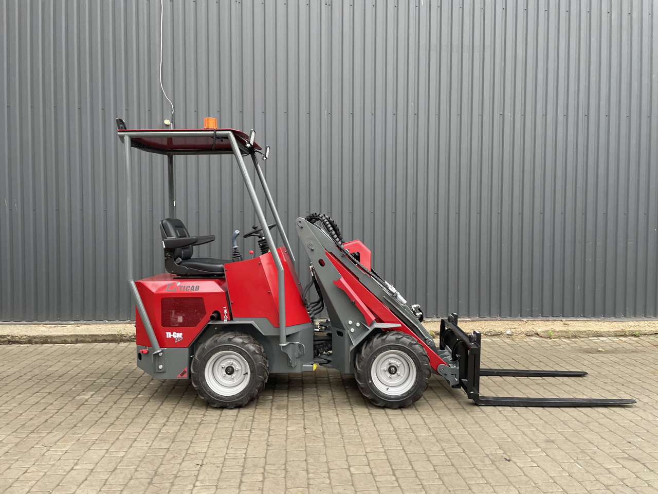 Diesel forklift TICAB Multifunctional Mini Loader, Compact Wheel Loader, Manufacturer!: picture 7 Diesel forklift TICAB Multifunctional Mini Loader, Compact Wheel Loader, Manufacturer!: picture 7