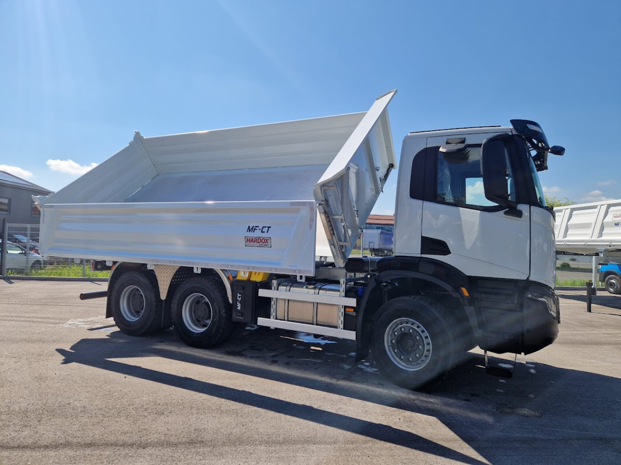 IVECO T-WAY AD380T45 - Tipper van: picture 5 IVECO T-WAY AD380T45 - Tipper van: picture 5