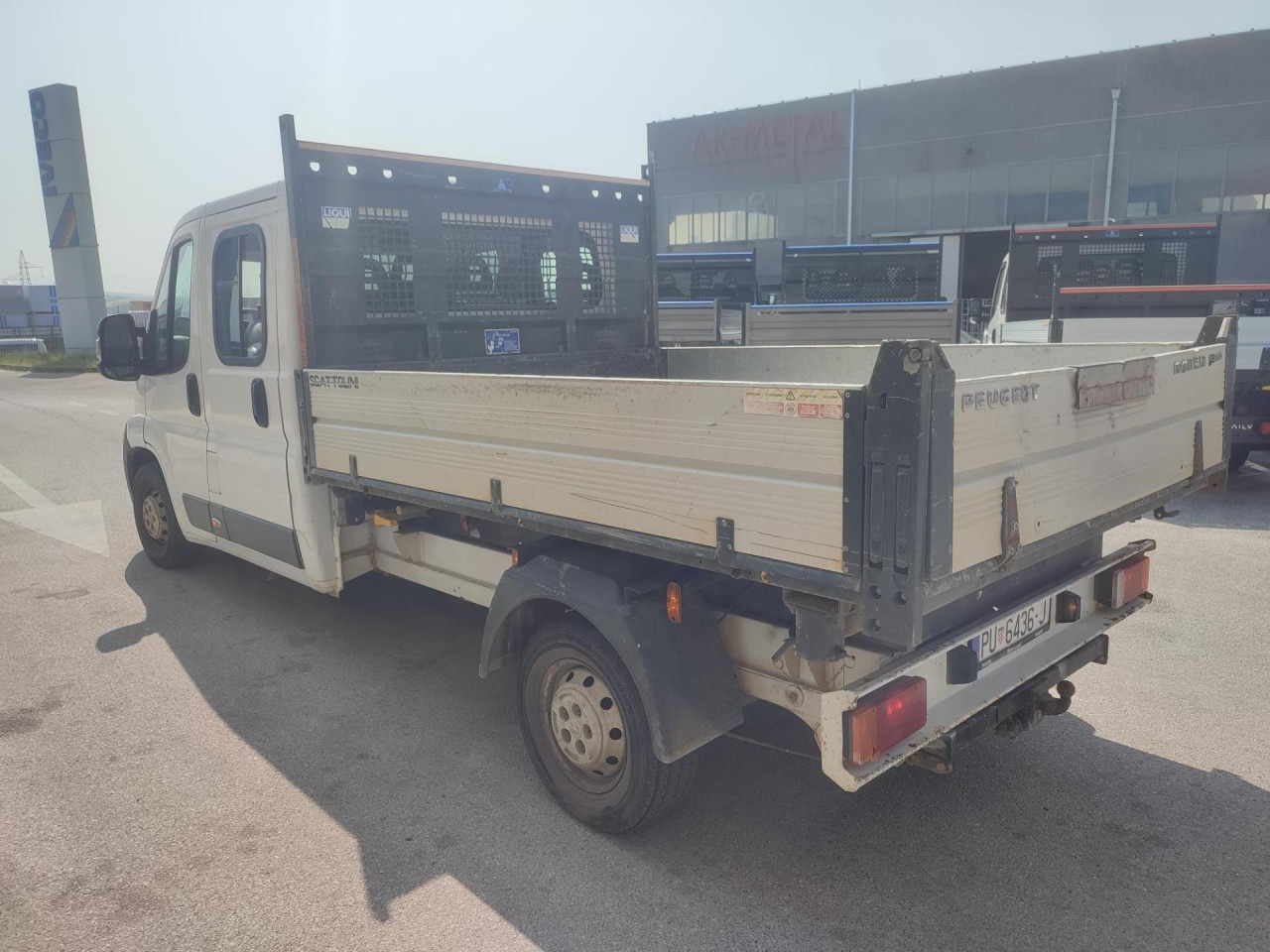 PEUGEOT Boxer 2.2 HDI - Tipper van, Combi van: picture 3 PEUGEOT Boxer 2.2 HDI - Tipper van, Combi van: picture 3