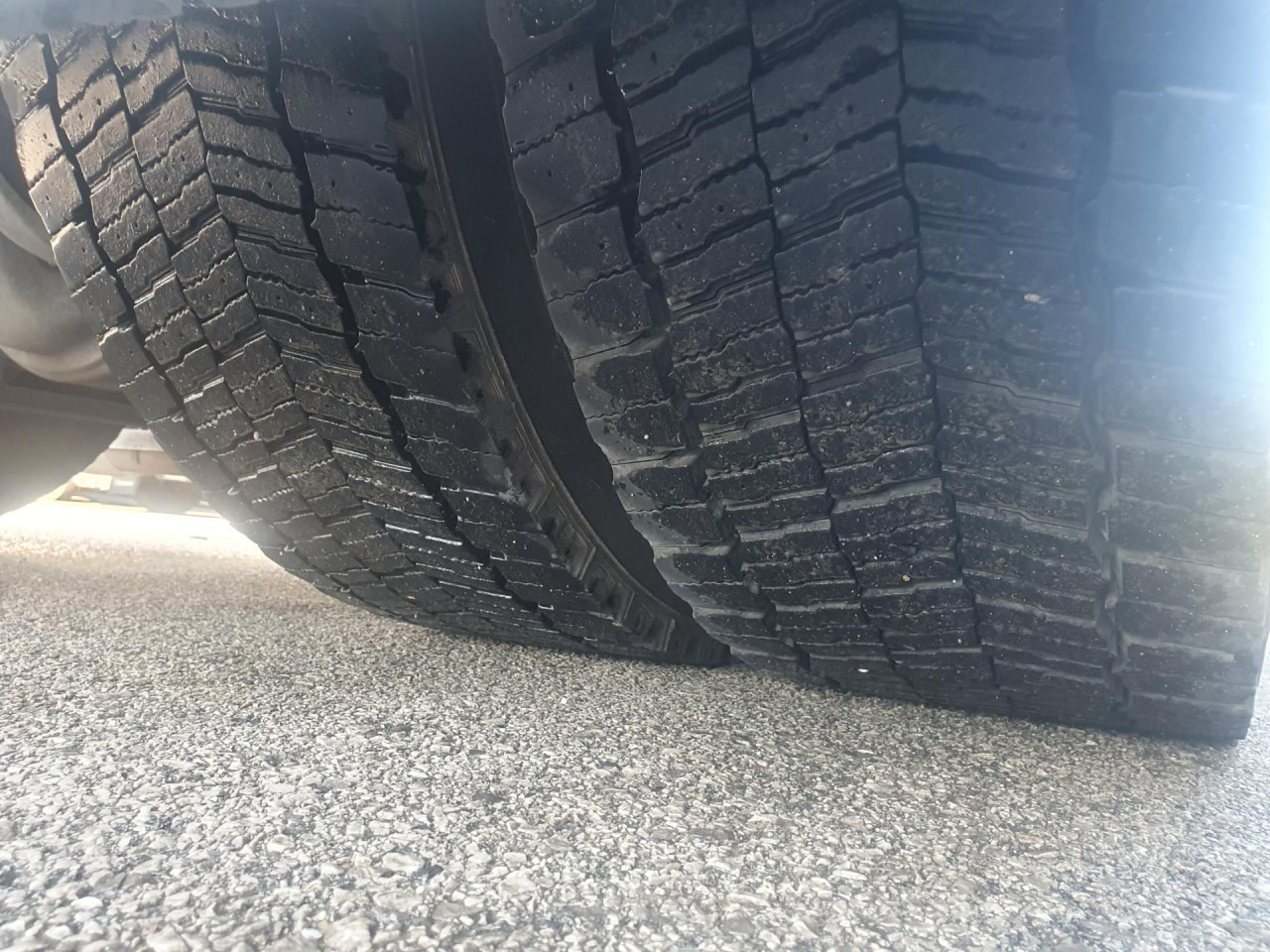 Tractor unit IVECO Stralis AS440S40T/P: picture 8