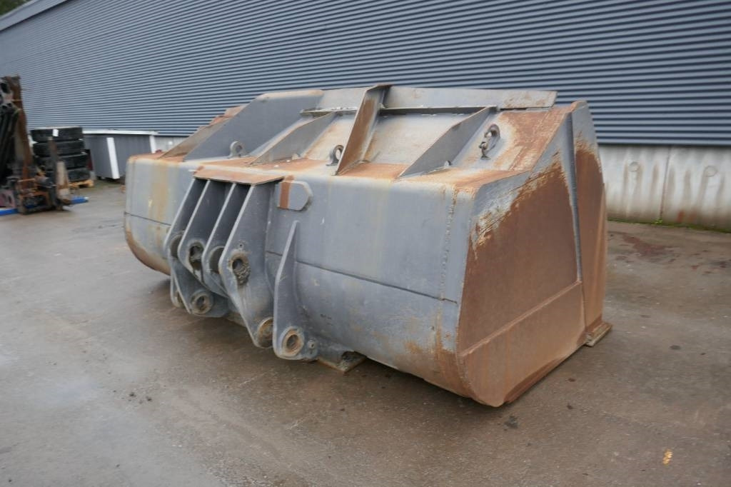 CAT 980M Skopa - Bucket for Construction machinery: picture 3 CAT 980M Skopa - Bucket for Construction machinery: picture 3
