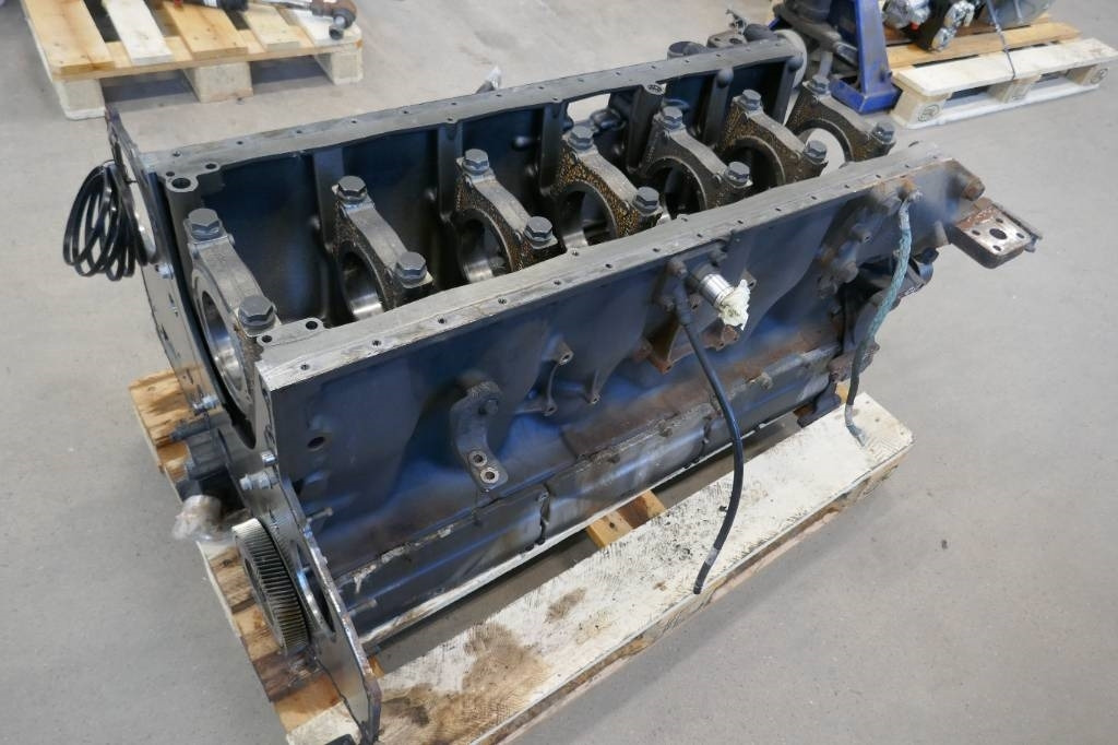 Scania R 500 - Engine for Truck: picture 1 Scania R 500 - Engine for Truck: picture 1