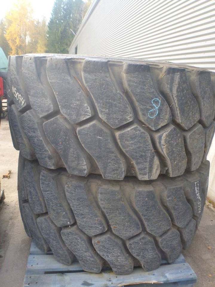 Volvo Hjul, TRIANGLE 29.5R25 2 st - Tire for Construction machinery: picture 1 Volvo Hjul, TRIANGLE 29.5R25 2 st - Tire for Construction machinery: picture 1