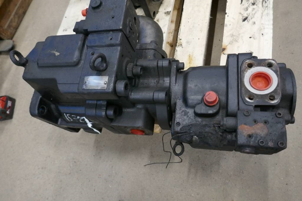 Volvo L 250 G, Hydraulikpump voe15172809 - Hydraulics for Construction machinery: picture 3 Volvo L 250 G, Hydraulikpump voe15172809 - Hydraulics for Construction machinery: picture 3