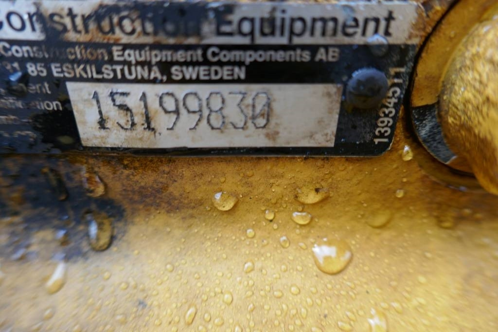 Volvo L 250 G bakaxel, voe15199830 - Axle and parts for Construction machinery: picture 3 Volvo L 250 G bakaxel, voe15199830 - Axle and parts for Construction machinery: picture 3