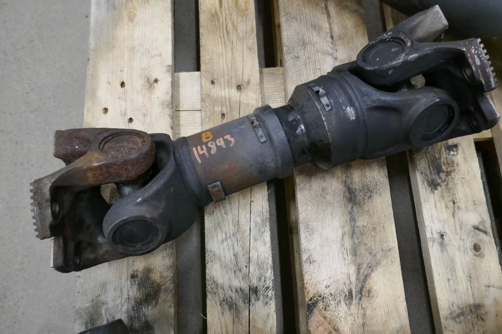 Volvo L180 HL Kardanaxel, voe15085429 - Gearbox for Construction machinery: picture 1 Volvo L180 HL Kardanaxel, voe15085429 - Gearbox for Construction machinery: picture 1