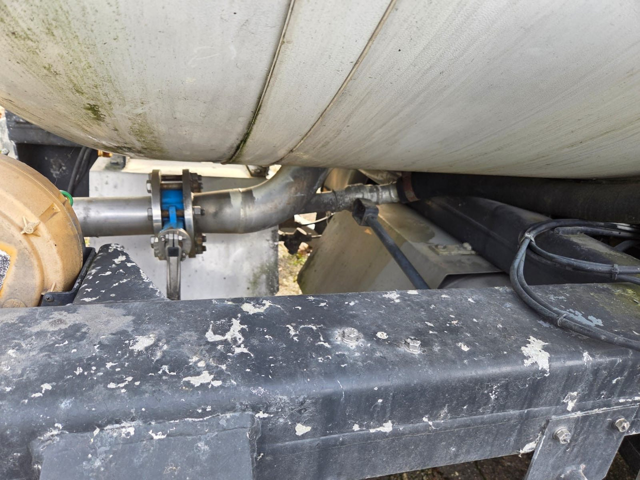 Schwarzmüller TS 3/E, ADR, Bitumen, 1 Kammer - Tank semi-trailer: picture 5 Schwarzmüller TS 3/E, ADR, Bitumen, 1 Kammer - Tank semi-trailer: picture 5