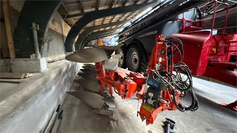 Kuhn Vari Master 183 6 Furet 183 - Plow: picture 4 Kuhn Vari Master 183 6 Furet 183 - Plow: picture 4