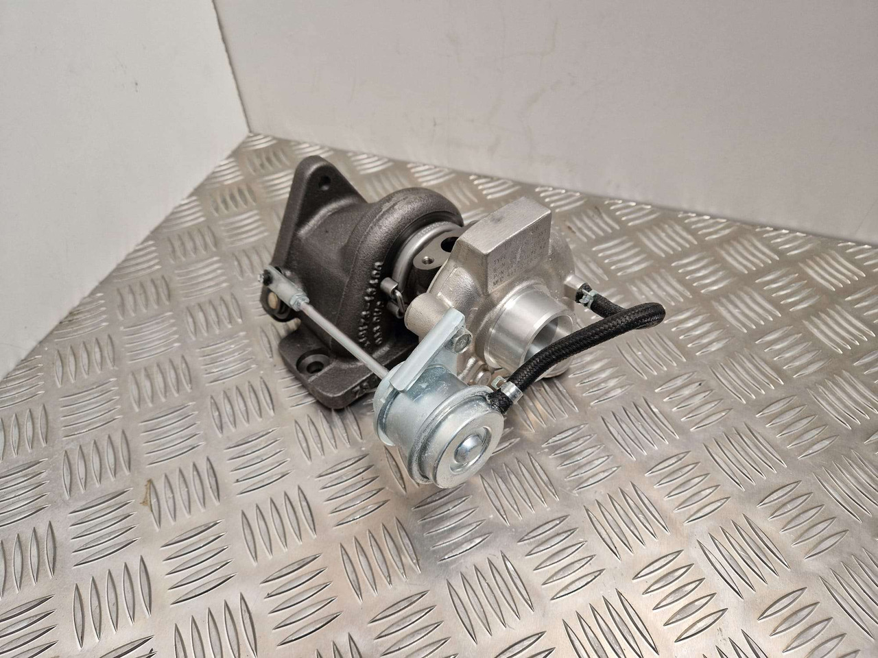 Deutz TD025L3-08T G33q Turbo - Engine and parts for Construction machinery: picture 4 Deutz TD025L3-08T G33q Turbo - Engine and parts for Construction machinery: picture 4