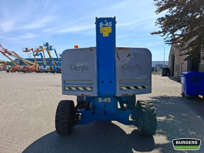 Genie S45 - Aerial platform: picture 5 Genie S45 - Aerial platform: picture 5