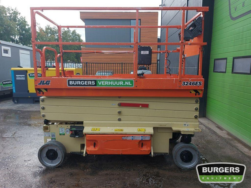 JLG 3246ES - Scissor lift: picture 4 JLG 3246ES - Scissor lift: picture 4