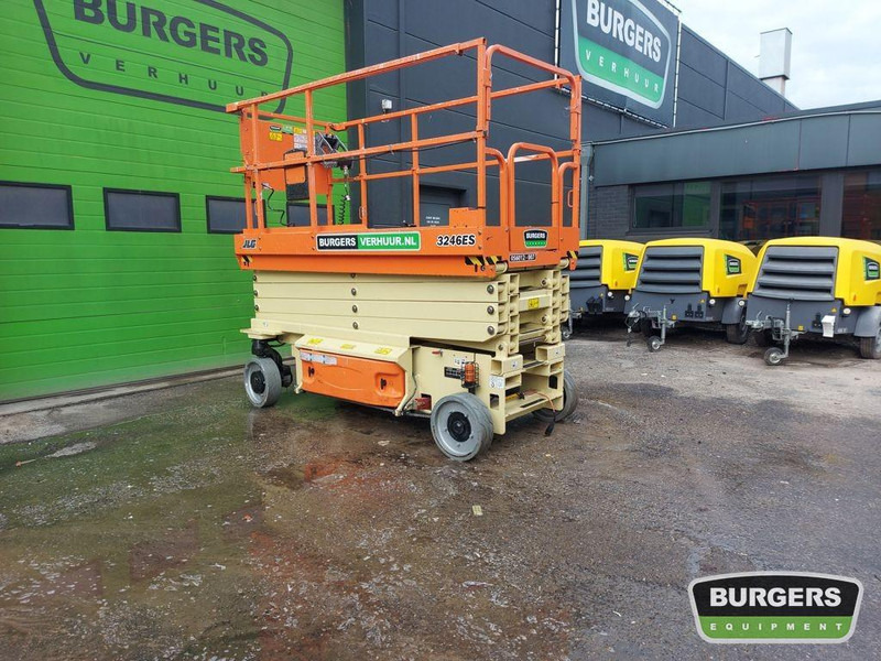 JLG 3246ES - Scissor lift: picture 2 JLG 3246ES - Scissor lift: picture 2