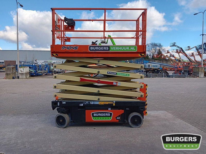 JLG R4045 - Scissor lift: picture 4 JLG R4045 - Scissor lift: picture 4
