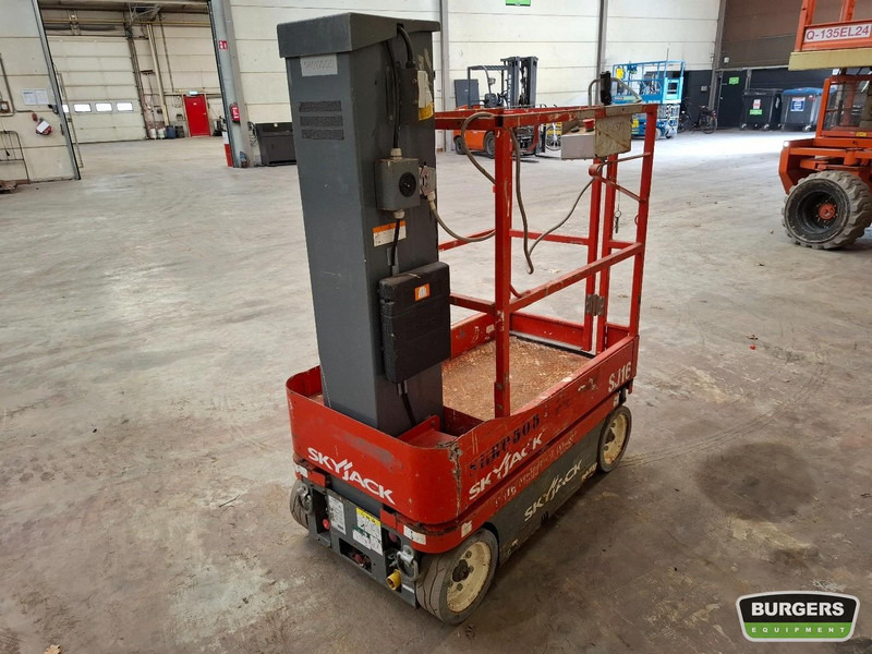 Skyjack SJ16 - Aerial platform: picture 3 Skyjack SJ16 - Aerial platform: picture 3