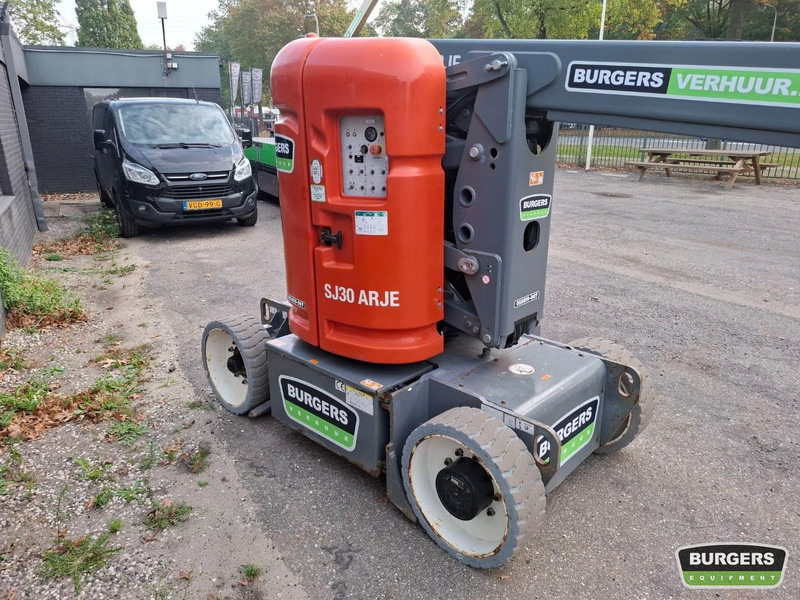 Skyjack SJ30 ARJE - Articulated boom: picture 3 Skyjack SJ30 ARJE - Articulated boom: picture 3