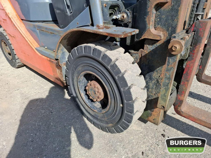LPG forklift Toyota 02-8FGF20: picture 10