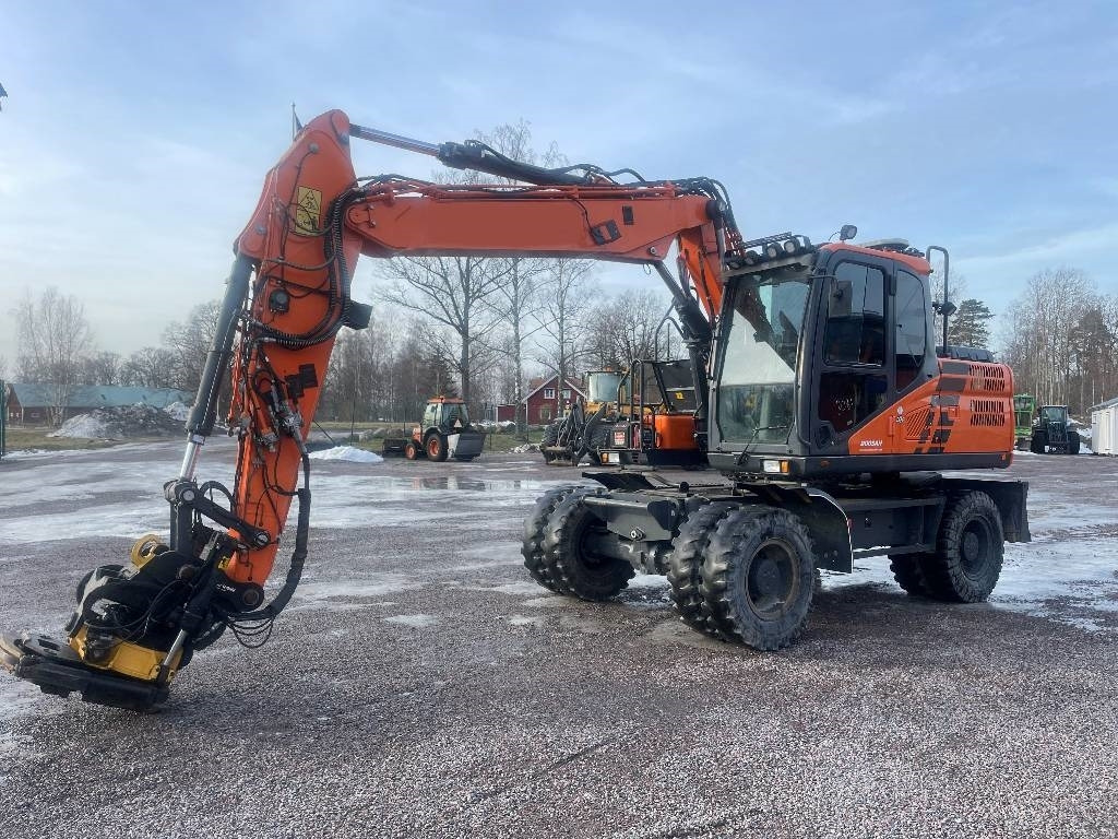 Doosan DX 140 W-5 Dismantled: only spare parts - Wheel excavator: picture 3 Doosan DX 140 W-5 Dismantled: only spare parts - Wheel excavator: picture 3