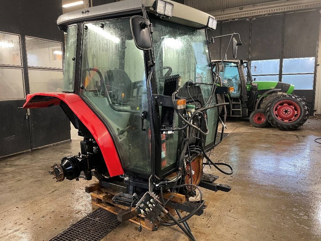 Massey Ferguson 4335 Dismantled: only spare parts - Farm tractor: picture 4 Massey Ferguson 4335 Dismantled: only spare parts - Farm tractor: picture 4