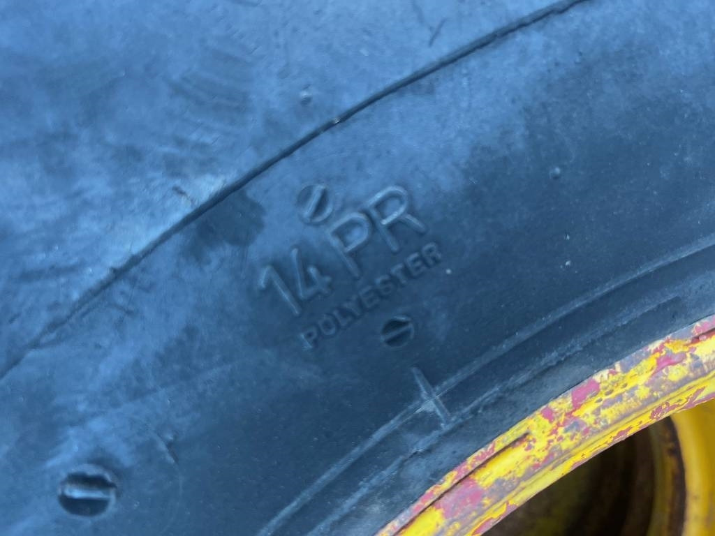Nokian 18,4-34 14,9-24 till Volvo Bm 840 841 - Tire for Construction machinery: picture 5 Nokian 18,4-34 14,9-24 till Volvo Bm 840 841 - Tire for Construction machinery: picture 5