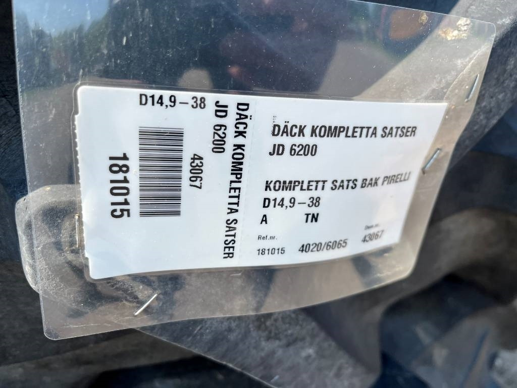 Pirelli 14,9R38 till John Deere - Tire for Agricultural machinery: picture 2 Pirelli 14,9R38 till John Deere - Tire for Agricultural machinery: picture 2