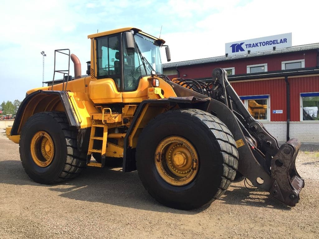 Volvo L 220 F Delar / Parts - Wheel loader: picture 1 Volvo L 220 F Delar / Parts - Wheel loader: picture 1
