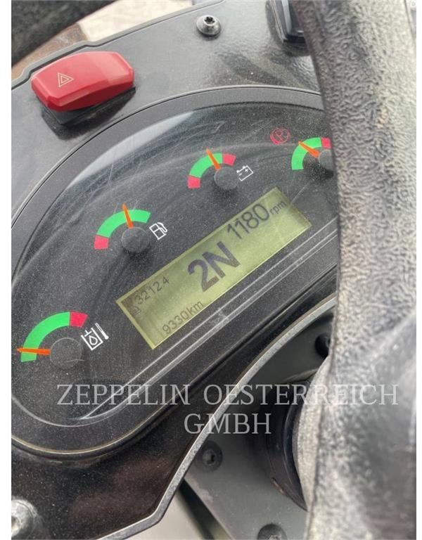 CAT 908M - Wheel loader: picture 5 CAT 908M - Wheel loader: picture 5