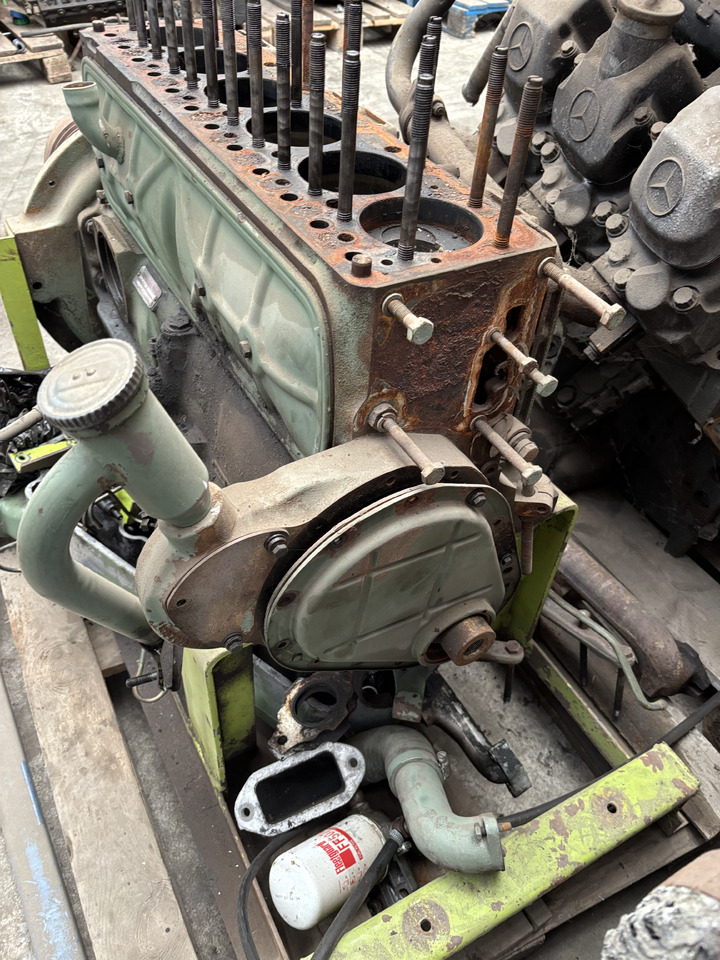 Daimler Benz Mercedes OM352 352.900 Silnik Części Blok - Engine and parts for Agricultural machinery: picture 4 Daimler Benz Mercedes OM352 352.900 Silnik Części Blok - Engine and parts for Agricultural machinery: picture 4