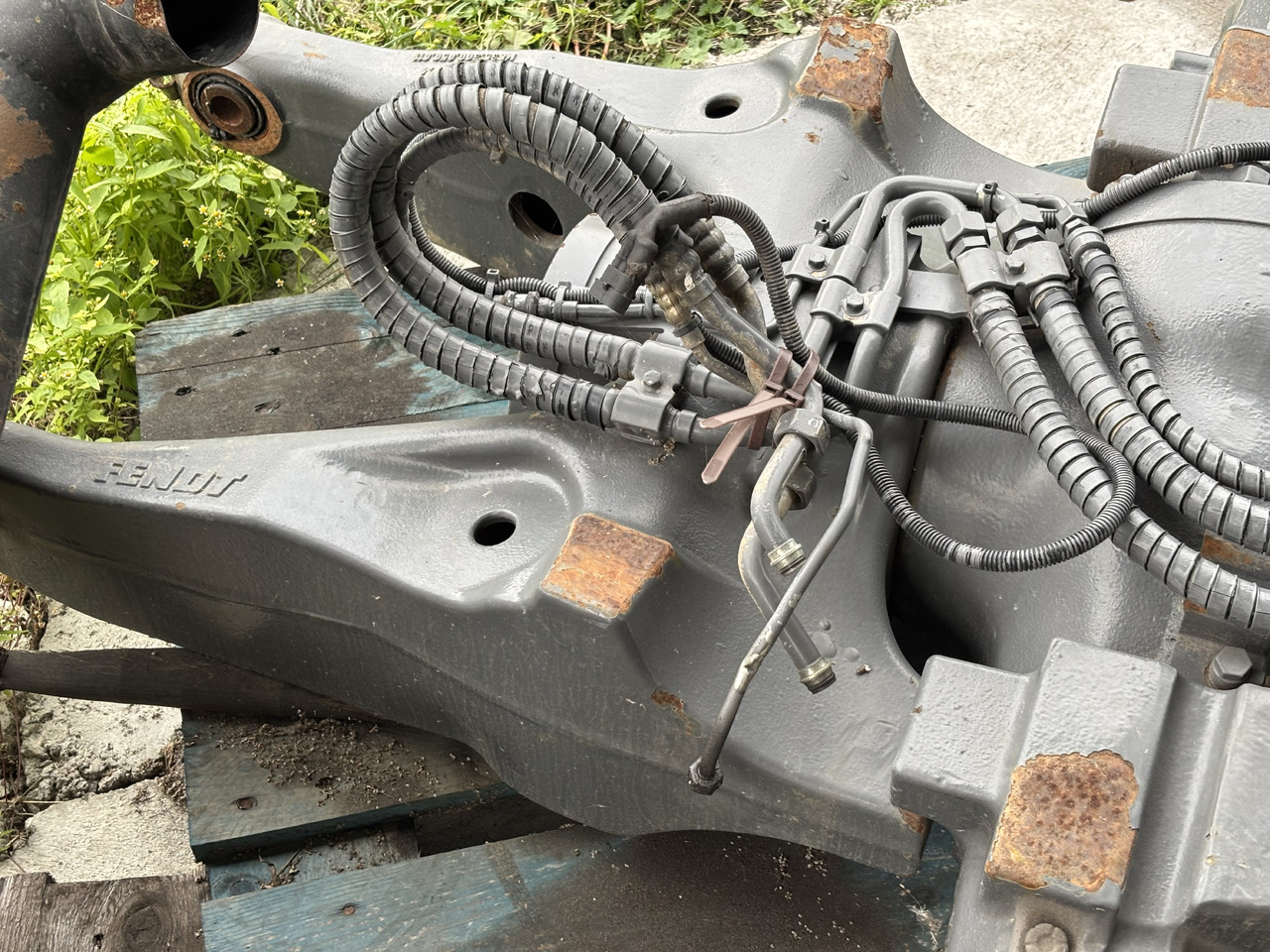 Fendt 828 Obudowa Łączona Osi 755/137 F835300020260 F835300020250 - Axle and parts for Agricultural machinery: picture 5 Fendt 828 Obudowa Łączona Osi 755/137 F835300020260 F835300020250 - Axle and parts for Agricultural machinery: picture 5