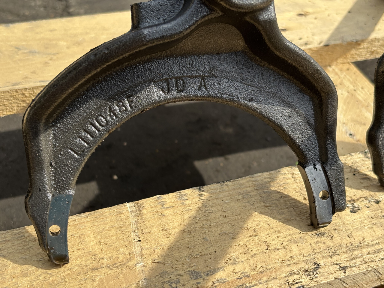 John Deere 6630 5620 5720 5820 Przełącznik Widełki L111048 - Clutch and parts for Agricultural machinery: picture 2 John Deere 6630 5620 5720 5820 Przełącznik Widełki L111048 - Clutch and parts for Agricultural machinery: picture 2