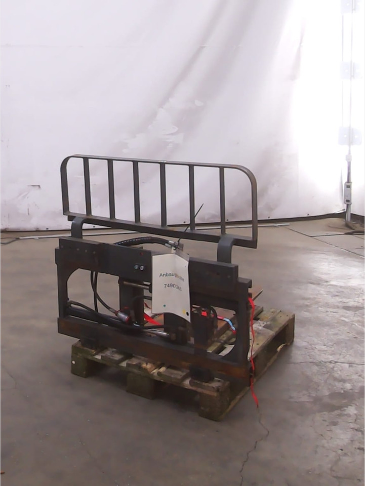 Kaup Fork positioner FEM 2 2.5T160B - Attachment for Material handling equipment: picture 3 Kaup Fork positioner FEM 2 2.5T160B - Attachment for Material handling equipment: picture 3