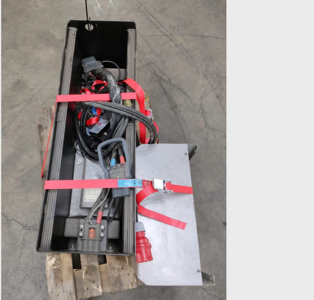 Battery 24V 240Ah - Battery for Material handling equipment: picture 4 Battery 24V 240Ah - Battery for Material handling equipment: picture 4