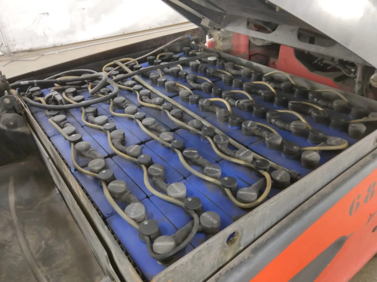 Linde E30L-01 - Electric forklift: picture 4 Linde E30L-01 - Electric forklift: picture 4