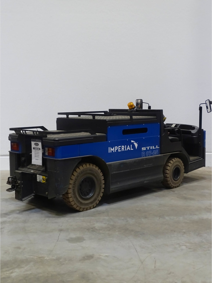 STILL R07-25 - Tow tractor: picture 3 STILL R07-25 - Tow tractor: picture 3