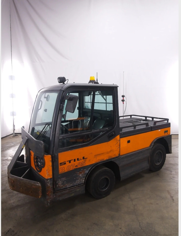 STILL R07-25 - Tow tractor: picture 1 STILL R07-25 - Tow tractor: picture 1