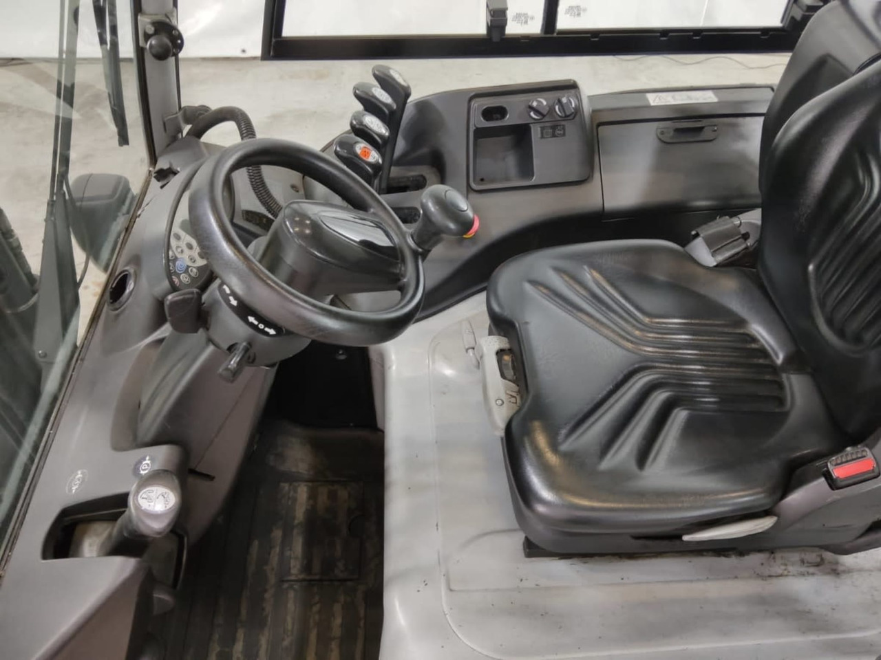 STILL RX60-25 - Electric forklift: picture 4 STILL RX60-25 - Electric forklift: picture 4