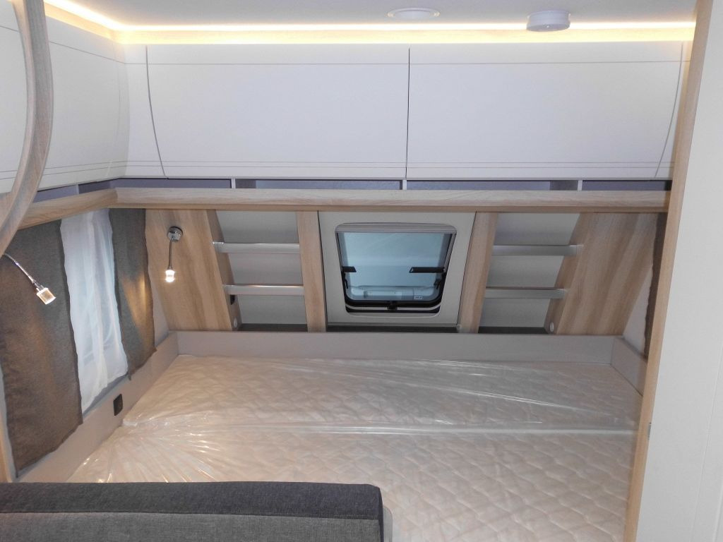 Leasing of  Hobby De Luxe 490 KMF 2026 GARAGE AUTARK 1800kg.+++ Hobby De Luxe 490 KMF 2026 GARAGE AUTARK 1800kg.+++: picture 11