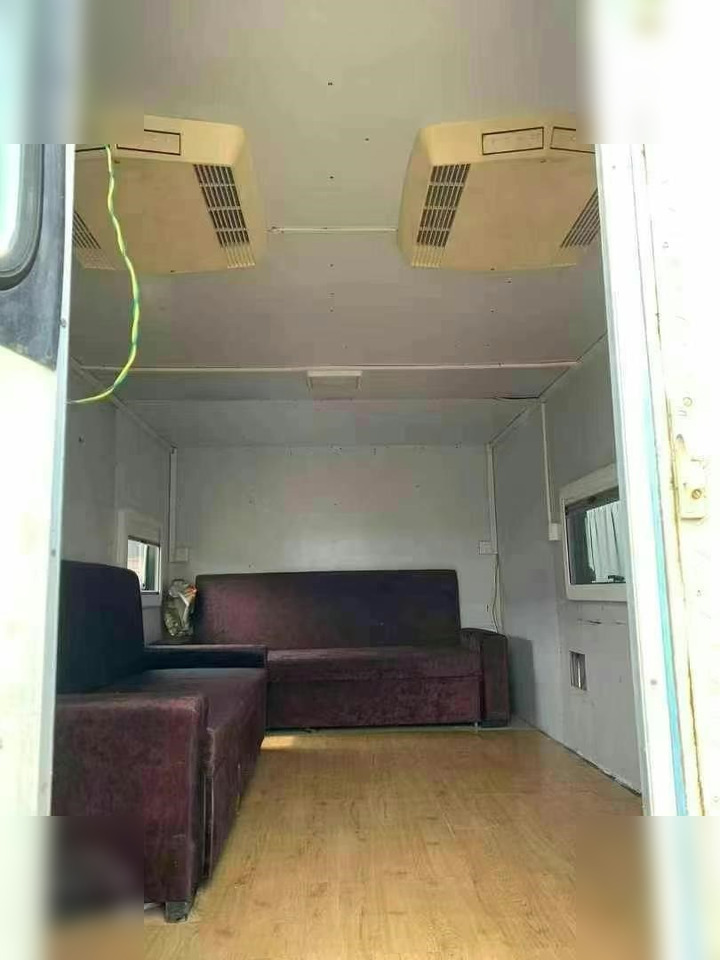 Cab chassis truck 1995 MERCEDES-BENZ UNIMOG 2150: picture 8