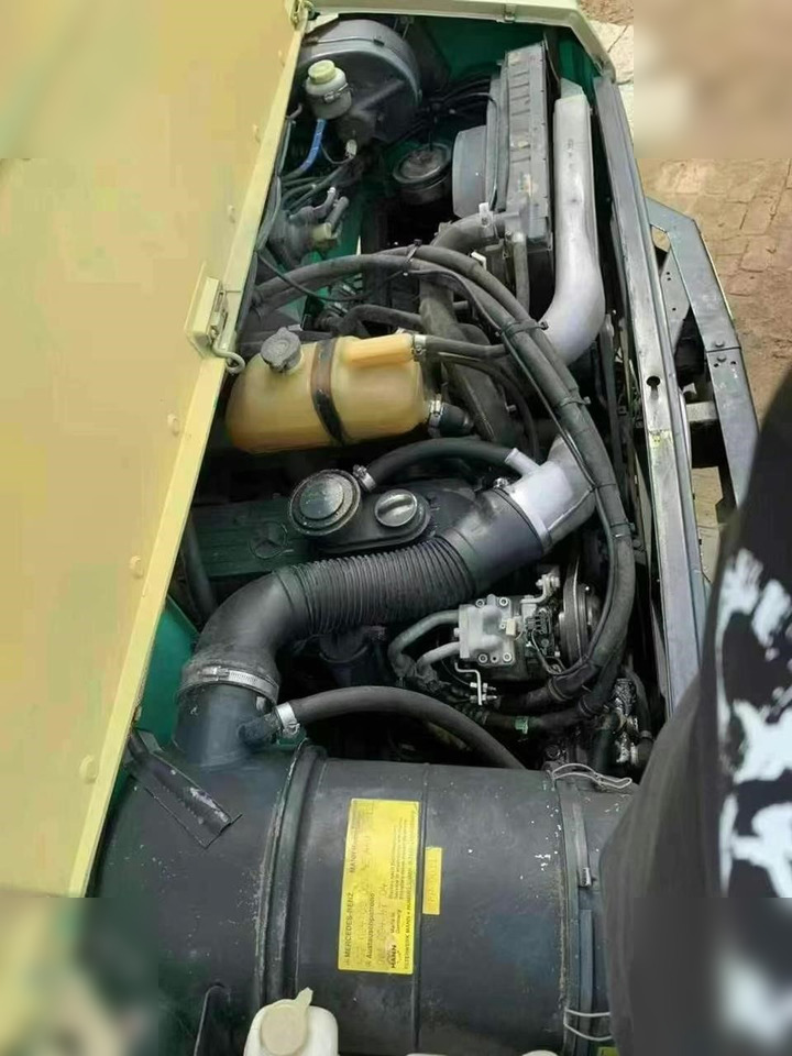 Cab chassis truck 1995 MERCEDES-BENZ UNIMOG 2150: picture 7