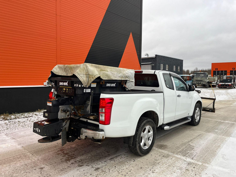 Pickup truck Isuzu D-max 4x4 SNOW PLOW & SPREADER: picture 6