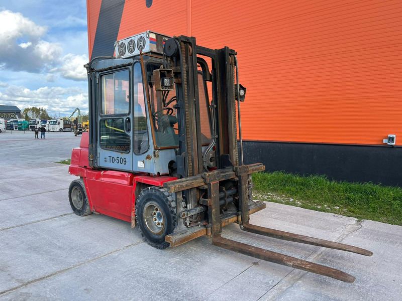 Kalmar DCD 50-6H Rated capacity: 5000 kg / Lifting height: 4000 mm - Diesel forklift: picture 4 Kalmar DCD 50-6H Rated capacity: 5000 kg / Lifting height: 4000 mm - Diesel forklift: picture 4