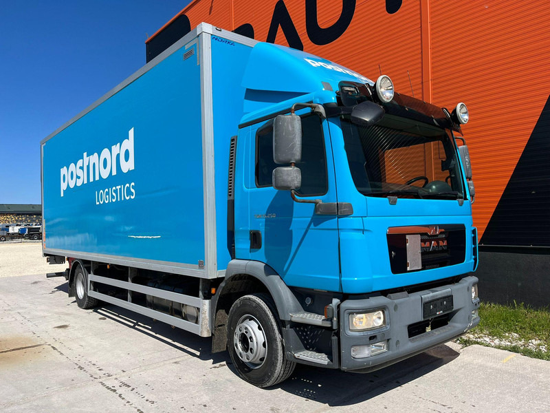 MAN TGM 15.250 4x2 BOX L=7531 mm - Box truck: picture 3 MAN TGM 15.250 4x2 BOX L=7531 mm - Box truck: picture 3