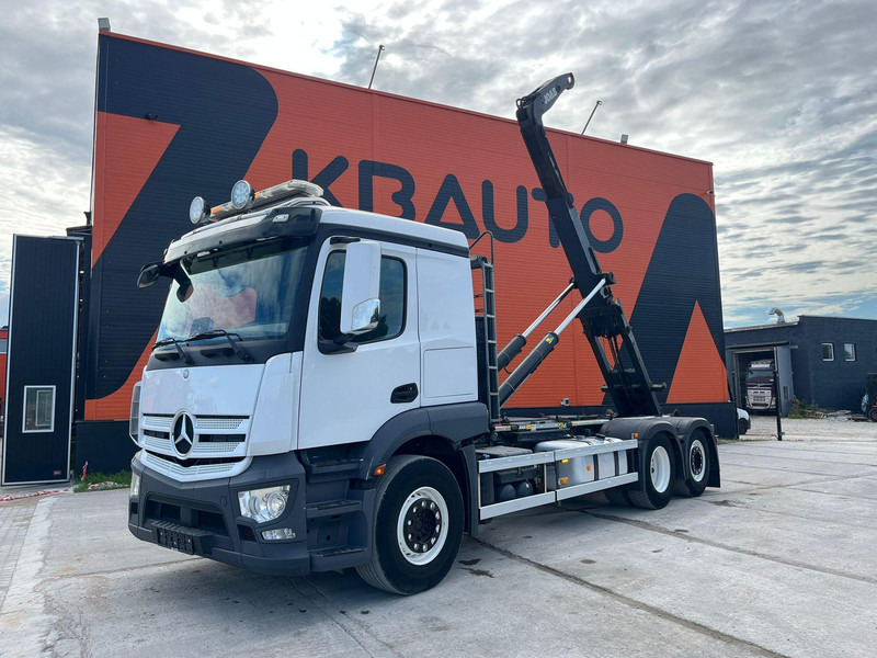 Mercedes-Benz Actros 2546 6x2 JOAB L20 ton / L=5400 mm / RETARDER - Hook lift truck: picture 2 Mercedes-Benz Actros 2546 6x2 JOAB L20 ton / L=5400 mm / RETARDER - Hook lift truck: picture 2