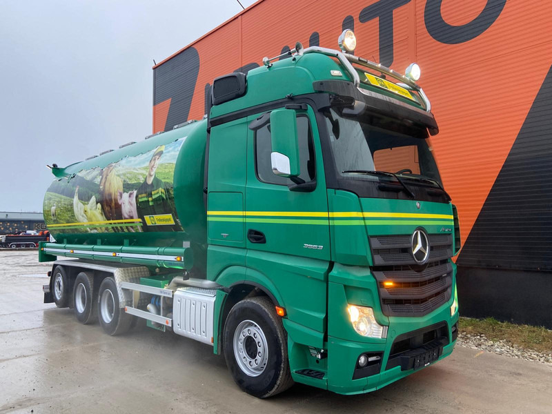 Mercedes-Benz Actros 3563 8x4*4 RETARDER / TANK 34000 l - Tank truck: picture 4 Mercedes-Benz Actros 3563 8x4*4 RETARDER / TANK 34000 l - Tank truck: picture 4
